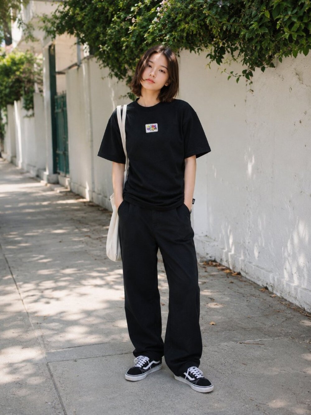 GCDS Basic Logo T-shirt Classic Fit Size Small